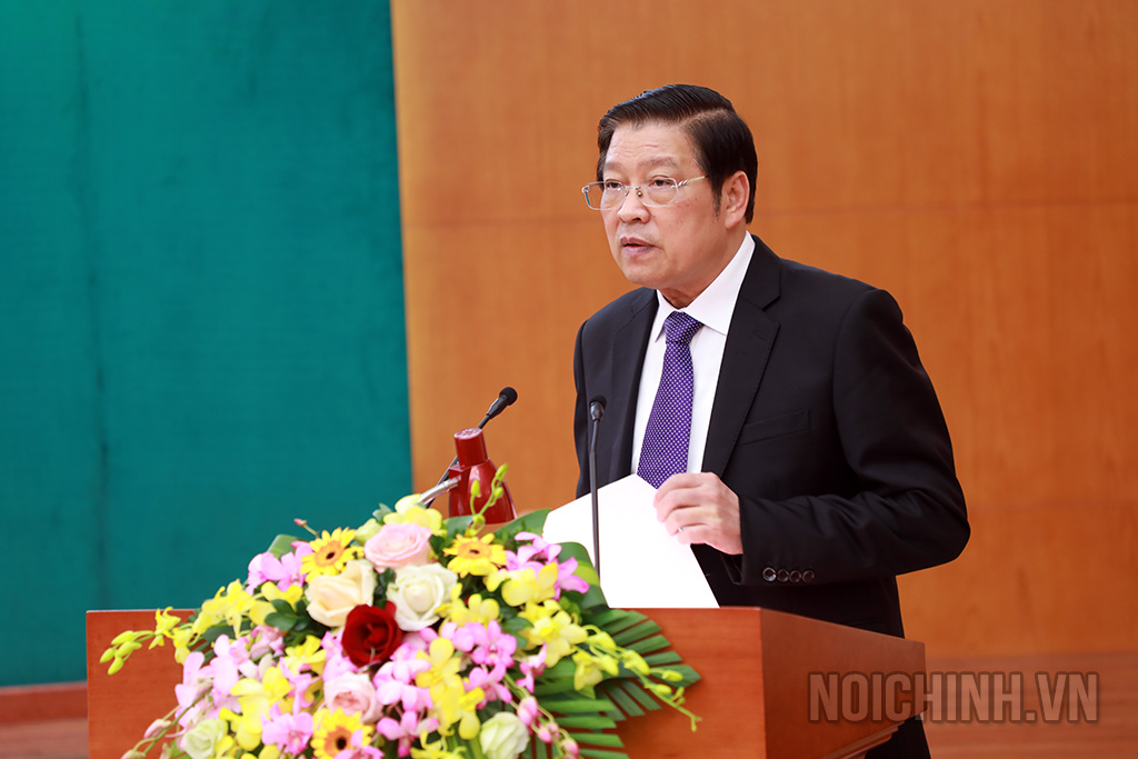 Đồng chí Phan Đình Trạc, Ủy viên Bộ Chính trị, Bí thư Trung ương Đảng, Trưởng Ban Nội chính Trung ương kết luận Hội nghị