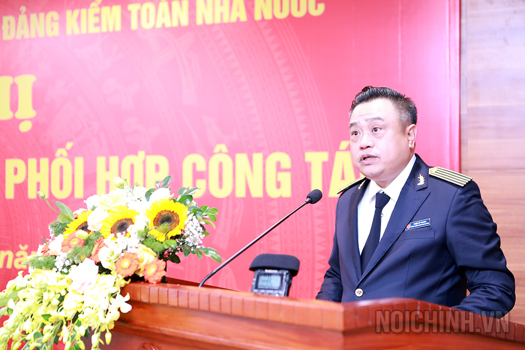 Đồng chí Trần Sỹ Thanh, Ủy viên Trung ương Đảng, Tổng kiểm toán Nhà nước phát biểu khai mạc Hội nghị