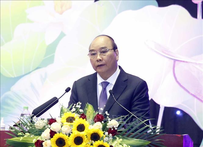 Chủ tịch nước Nguyễn Xuân Phúc phát biểu tại Đại hội đại biểu Luật sư toàn quốc lần thứ 3. Ảnh: Thống Nhất/TTXVN