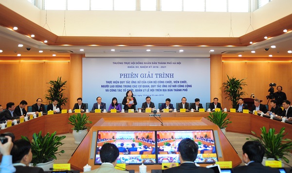 Thành phố Hà Nội giải trình việc thực hiện Quy tắc ứng xử của cán bộ, công chức, viên chức, người lao động trong các cơ quan 