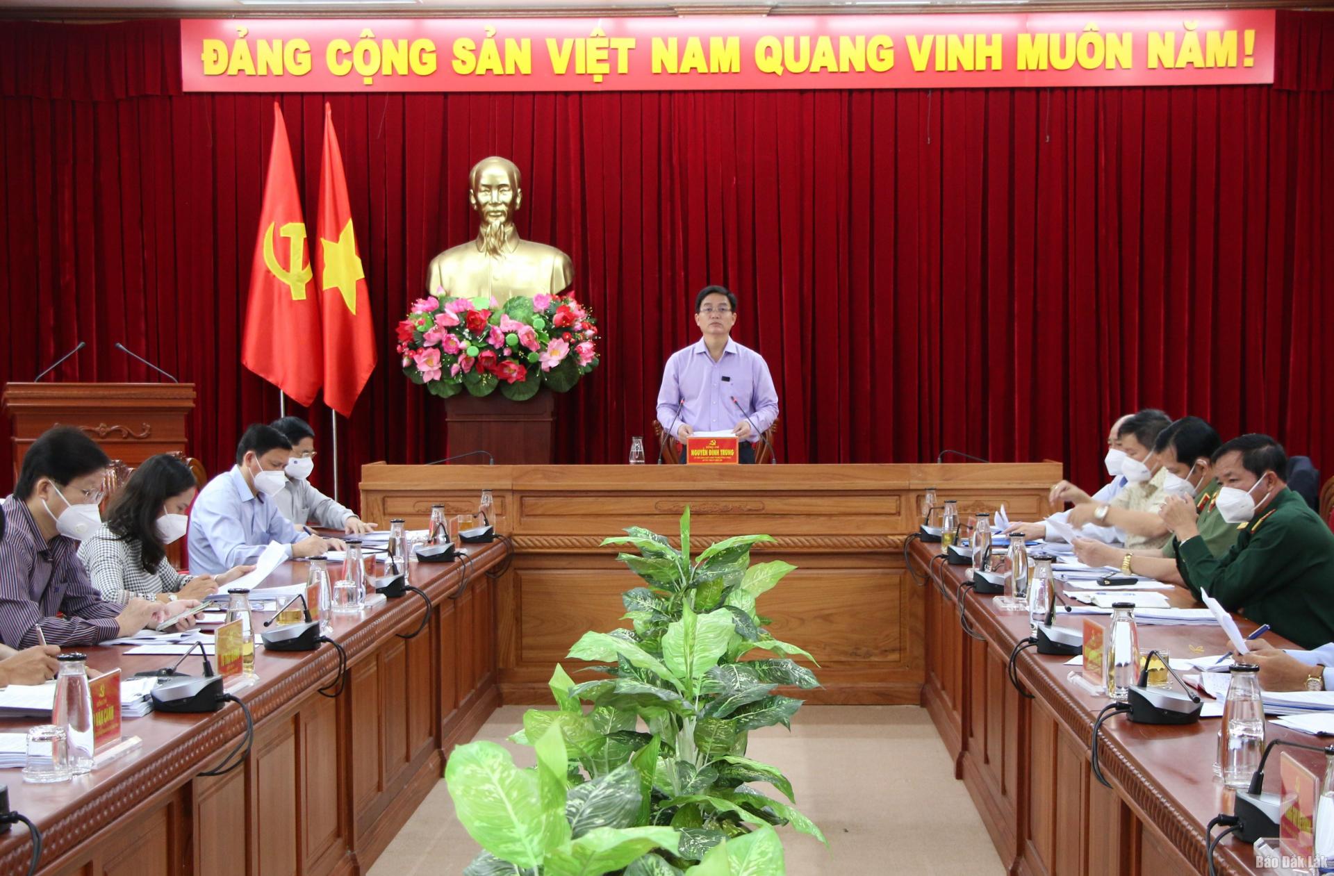Một cuộc họp của Ban Thường vụ Tỉnh ủy Đắk Lắk. (Nguồn BaoDaklak.vn)