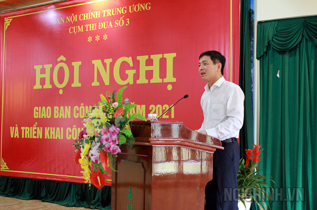 Đồng chí Nguyễn Đại Nghĩa, Vụ trưởng Vụ Tổ chức - Cán bộ, Ban Nội chính Trung ương thông báo phân công Cụm trưởng, Cụm phó Cụm thi đua số 3 năm 2022