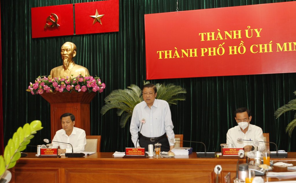 Đồng chí Phan Đình Trạc, Ủy viên Bộ Chính trị, Bí thư Trung ương Đảng, Trưởng Ban Nội chính Trung ương làm việc với Thường trực Thành ủy Thành phố Hồ Chí Minh