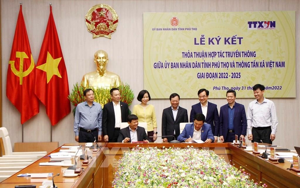 Lễ ký kết thỏa thuận hợp tác truyền thông giữa Thông tấn xã Việt Nam với UBND tỉnh Phú Thọ (tháng 3/2022)