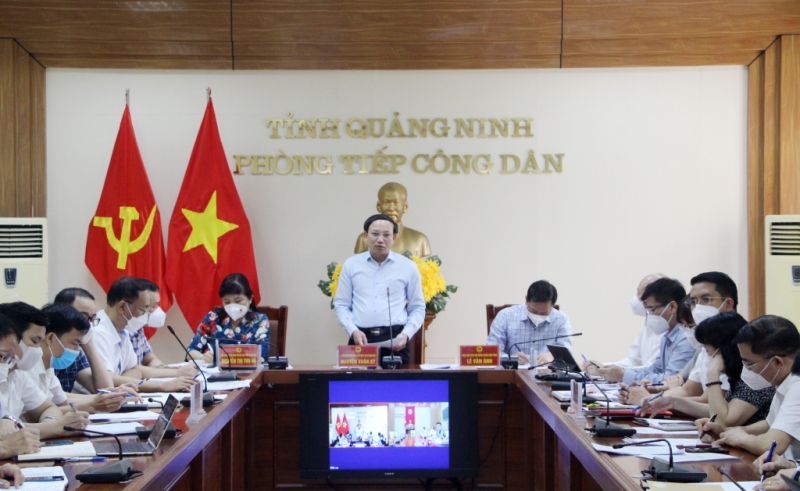 Đồng chí Nguyễn Xuân Ký, Bí thư Tỉnh ủy, Chủ tịch HĐND tỉnh Quảng Ninh phát biểu chỉ đạo giải quyết các vụ việc tại buổi tiếp công dân