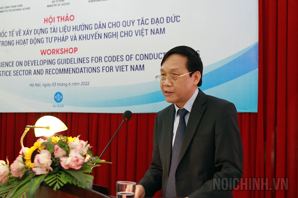 Đồng chí Nguyễn Thanh Hải, Phó Trưởng Ban Nội chính Trung ương phát biểu kết luận Hội thảo
