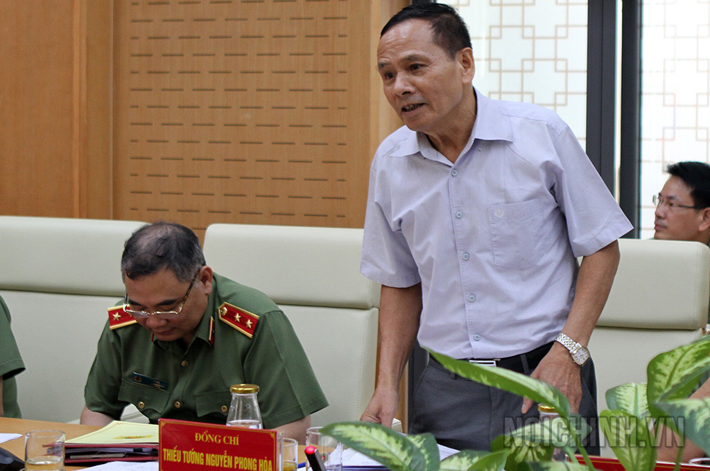 Đồng chí Thiếu tướng Nguyễn Phòng Hòa, Nguyên Phó Tổng cục trưởng Tổng cục Cảnh sát, Bộ Công an phát biểu tại buổi làm việc