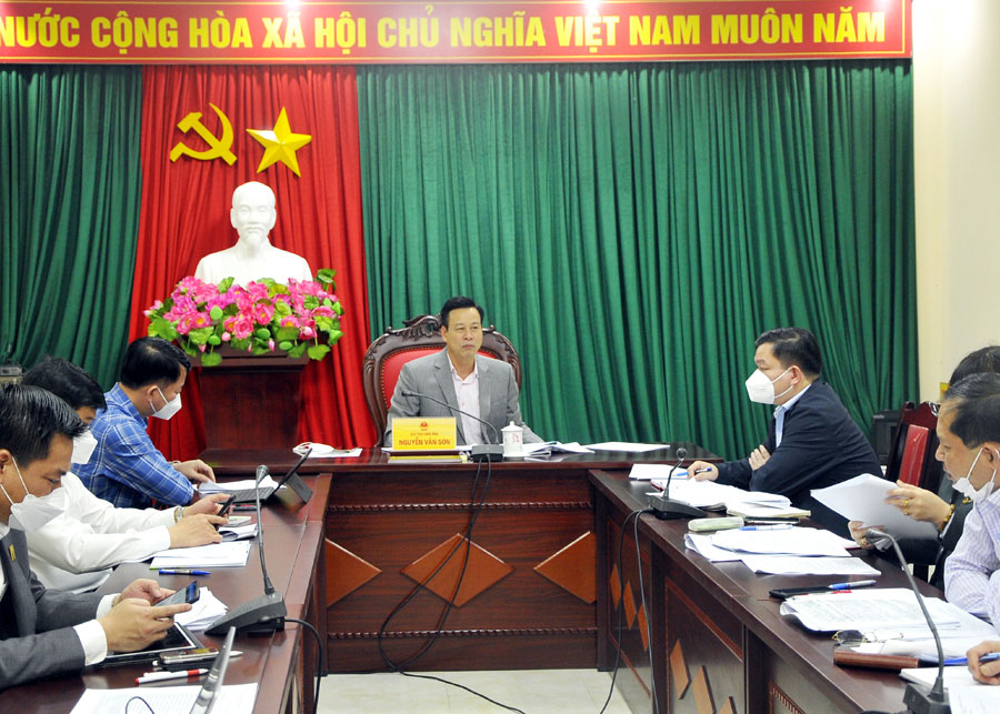 Đồng chí Nguyễn Văn Sơn, Chủ tịch Ủy ban nhân dân tỉnh Hà Giang tiếp công dân định kỳ