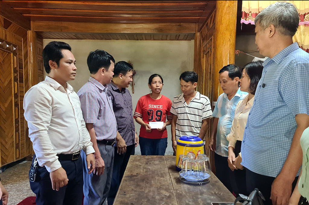 Ban Nội chính Tỉnh ủy Quảng Bình tri ân các gia đình chính sách