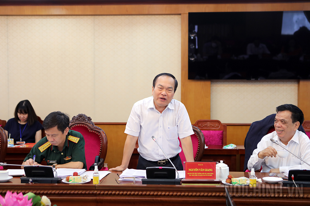 PGS.TS. Nguyễn Văn Giang, nguyên Phó Viện trưởng Viện xây dựng Đảng, Học viện Chính trị Quốc gia Hồ Chí Minh