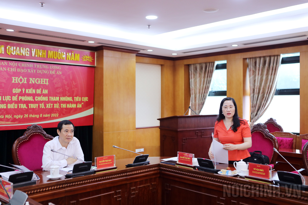 Đồng chí Nguyễn Thị Thủy, Phó Chủ nhiệm Ủy ban tư pháp của Quốc hội