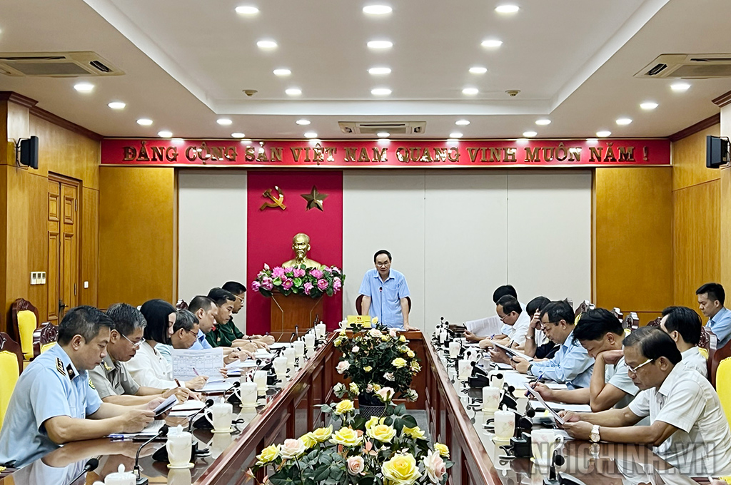 Đồng chí Lý văn Hải, Ủy viên Ban Thường vụ tỉnh ủy, Trưởng Ban Nội chính Tỉnh ủy Lào Cai chủ trì Hội nghị giao ban công tác 