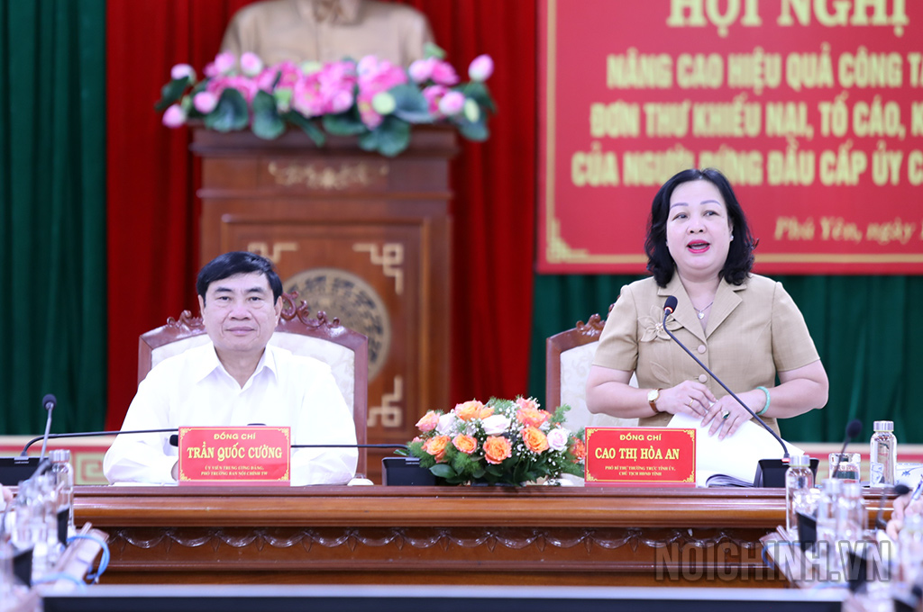 Đồng chí Cao Thị Hòa An, Phó Bí thư Thường trực Tỉnh ủy Phú Yên phát biểu tại Hội nghị