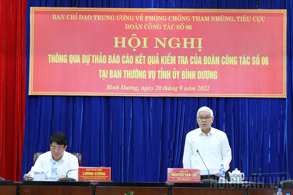 Đồng chí Nguyễn Văn Lợi, Ủy viên Trung ương Đảng, Bí thư Tỉnh ủy Bình Dương phát biểu tại Hội nghị