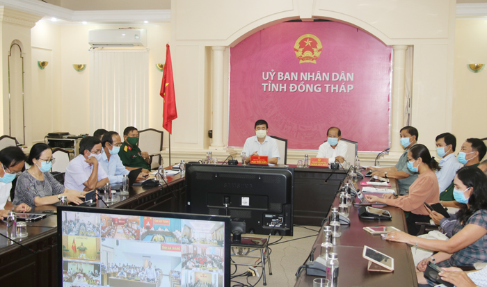 Một cuộc họp của Ủy ban nhân dân tỉnh Đồng Tháp