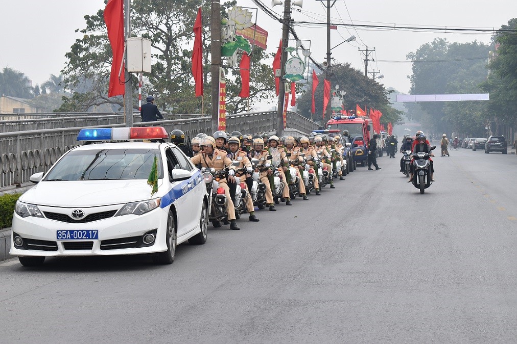 Công an tỉnh Ninh Bình tổ chức lễ ra quân tấn công, trấn áp tội phạm