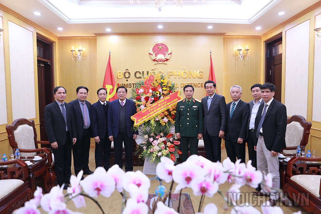 Lãnh đạo Ban Nội chính Trung ương chúc mừng lãnh đạo Bộ Quốc phòng cùng toàn thể cán bộ, chiến sĩ trong toàn quân nhân Kỷ niệm 78 năm thành lập Quân đội nhân dân Việt Nam