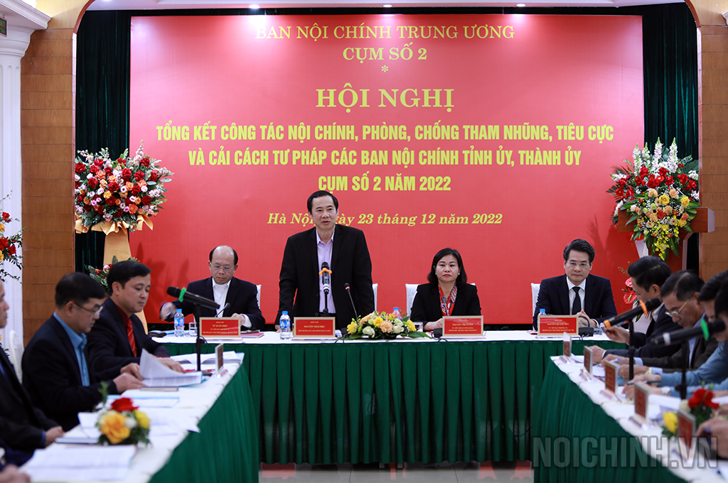 Đồng chí Nguyễn Thái Học, Phó trưởng Ban Nội chính Trung ương, Ủy viên Ban Chỉ đạo Cải cách tư pháp Trung ương phát biểu tại Hội nghị