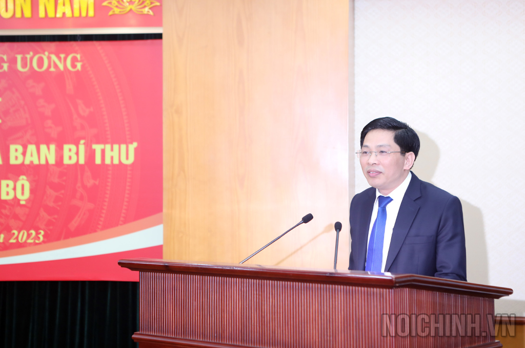 Đồng chí Đặng Văn Dũng, Phó trưởng Ban Nội chính Trung ương phát biểu nhận nhiệm vụ