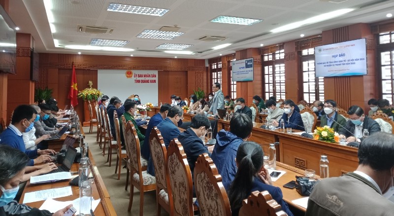 Một cuộc họp của Ủy ban nhân dân tỉnh Quảng Nam