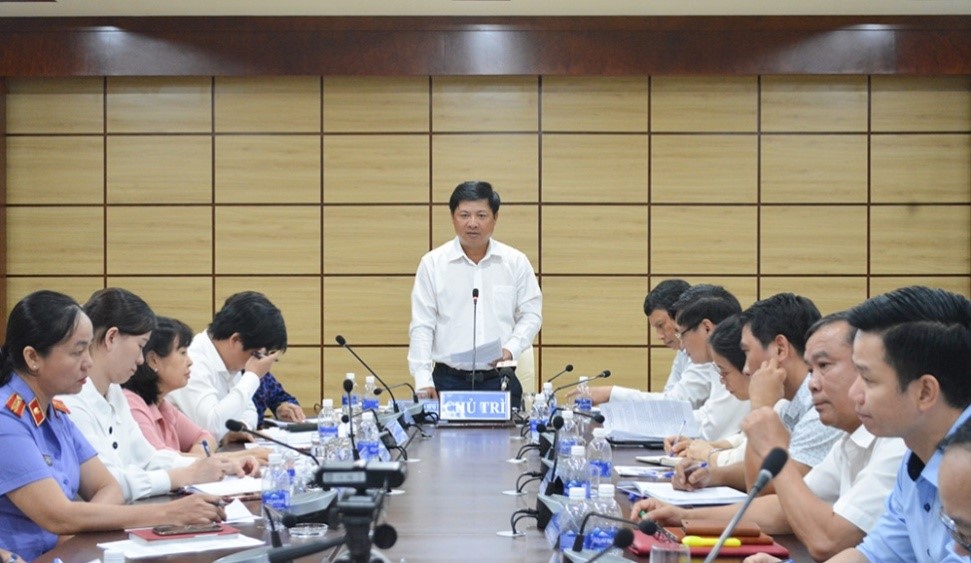 Đoàn giám sát của HĐND thành phố Đà Nẵng làm việc với UBND, Toà án nhân dân, Viện Kiểm sát nhân dân quận Cẩm Lệ