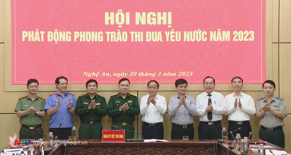 Khối Thi đua Nội chính - Lực lượng vũ trang tỉnh Nghệ An phát động phong trào thi đua yêu nước năm 2023