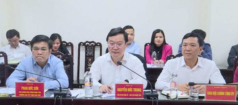 Chủ tịch Ủy ban nhân dân tỉnh Nguyễn Đức Trung tiếp công dân định kỳ tháng 3/2023