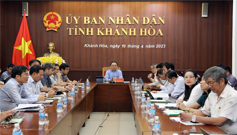 Các đại biểu tham dự Hội nghị trực tuyến Ban Chỉ đạo Cải cách hành chính của Chính phủ điểm cầu tỉnh Khánh Hòa