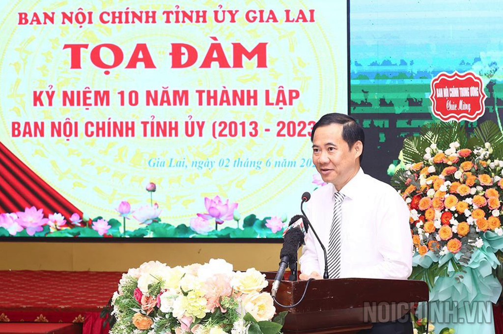 Đồng chí Nguyễn Thái Học, Phó Trưởng Ban Nội chính Trung ương phát biểu tại Tọa đàm