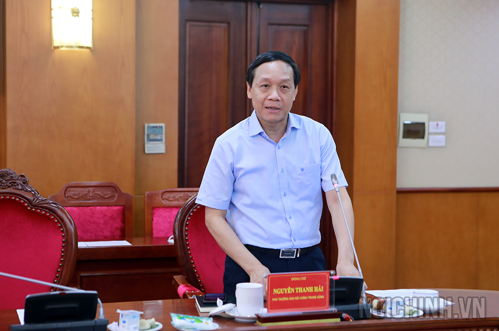Đồng chí Nguyến Thanh Hải, Phó Trưởng Ban Nội chính Trung ương phát biểu tại Hội nghị