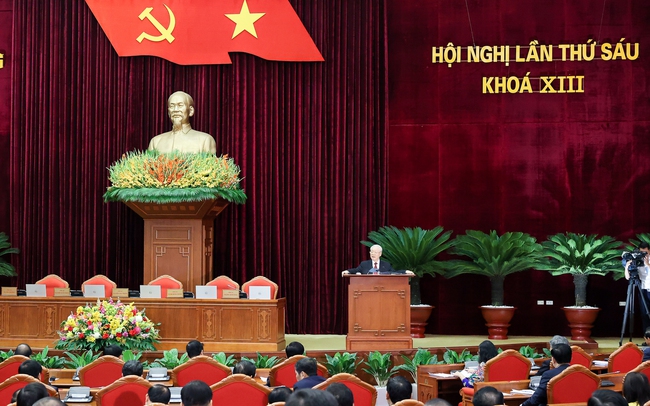 Hội nghị Trung ương 6 khóa XIII đã ban hành Nghị quyết số 27-NQ/TW về “Tiếp tục xây dựng Nhà nước pháp quyền XHCN Việt Nam trong giai đoạn mới”