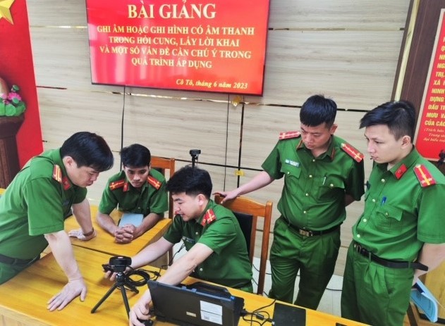 Văn phòng Cơ quan Cảnh sát điều tra - Công an tỉnh Quảng Ninh tập huấn công tác ghi âm, ghi hình có âm thanh trong hoạt động hỏi cung bị can, ghi lời khai (tháng 6/2023)