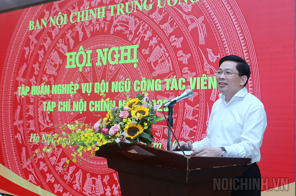 Đồng chí Đặng Văn Dũng, Phó Trưởng Ban Nội chính Trung ương phát biểu khai mạc Hội nghị