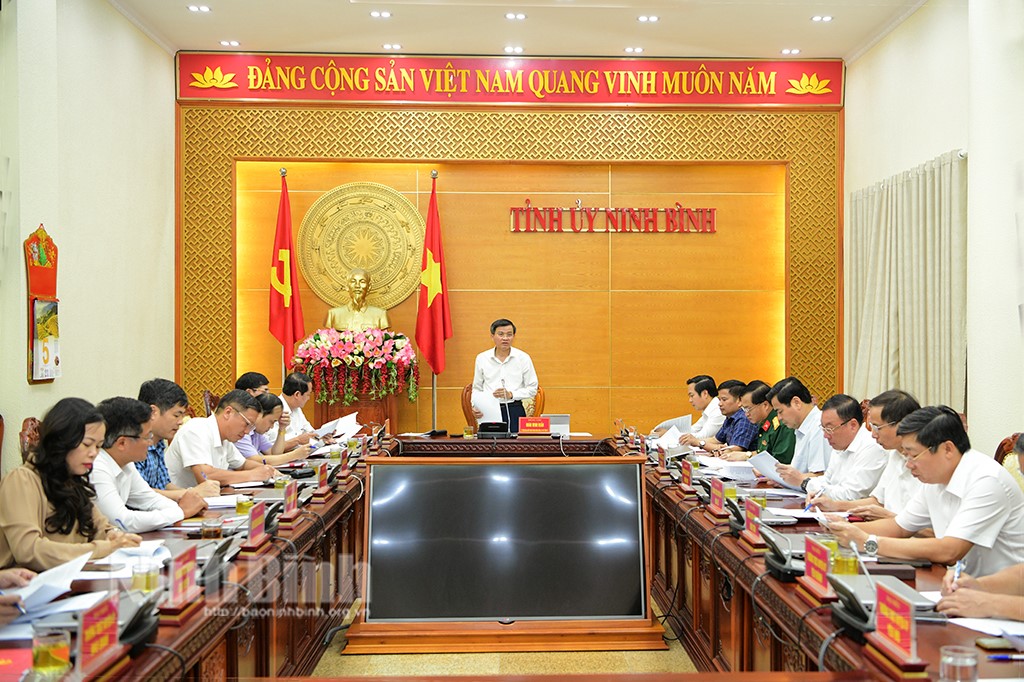 Thường trực Tỉnh ủy Ninh Bình giao ban công tác tháng 8/2023