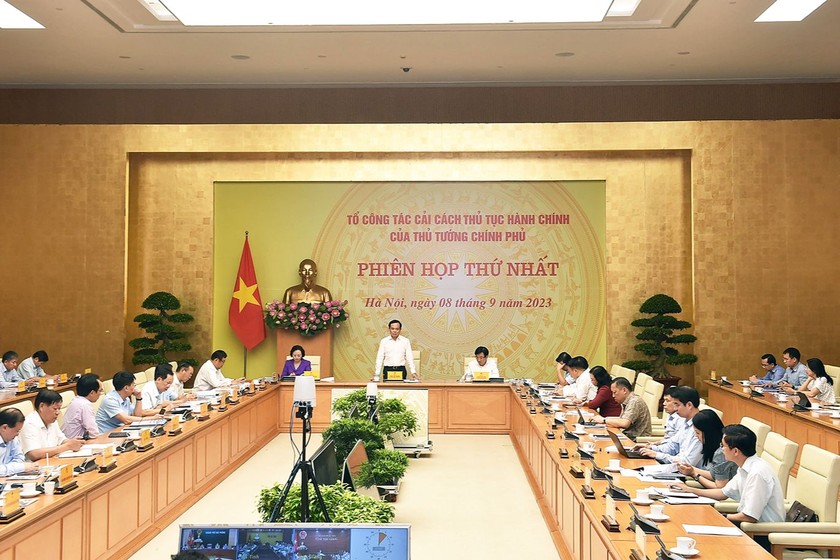 Phiên họp thứ nhất Tổ công tác cải cách thủ tục hành chính của Thủ tướng Chính phủ