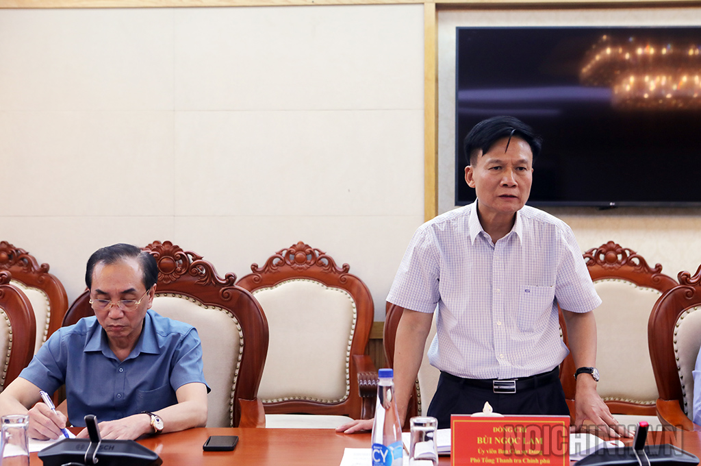 Đồng chí Bùi Ngọc Lam, Ủy viên Ban cán sự đảng, Phó Tổng Thanh tra Chính phủ phát biểu tại Hội nghị