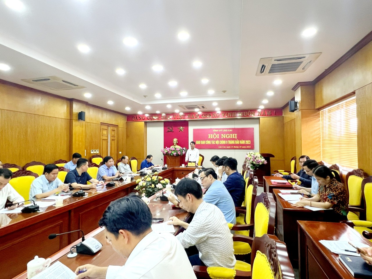 Quang cảnh Hội nghị giao ban công tác nội chính 9 tháng năm 2023 của Tỉnh ủy Lào Cai