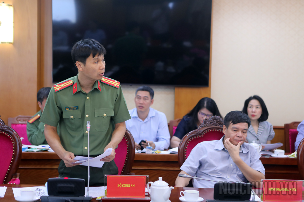 Đồng chí Thượng tá Phạm Hữu Phúc, Trưởng phòng, Văn phòng Bộ Công an