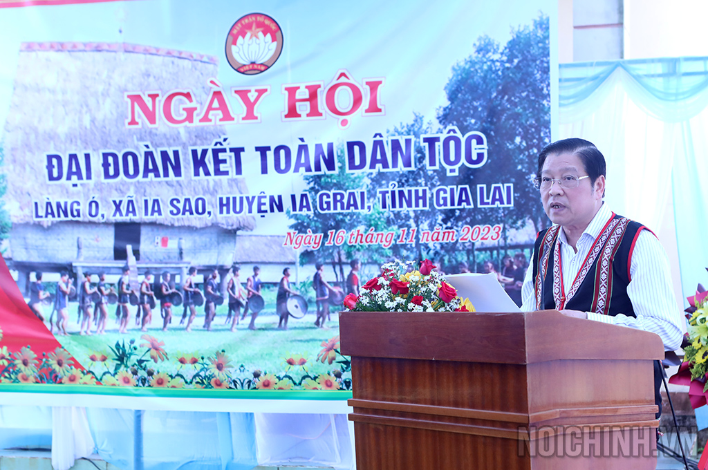 Đồng chí Phan Đình Trạc, Ủy viên Bộ Chính trị, Bí thư Trung ương Đảng, Trưởng Ban Nội chính Trung ương phát biểu tại Ngày hội 