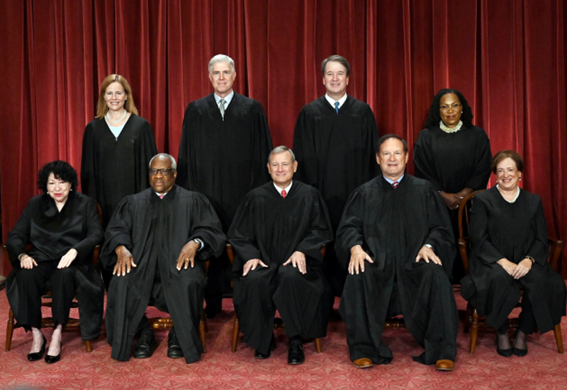 Các thẩm phán Tòa án tối cao Hoa Kỳ tại Thủ đô Washington DC, ngày 07/10/2022. Ảnh: Olivier Douliery/Getty Images, FILE