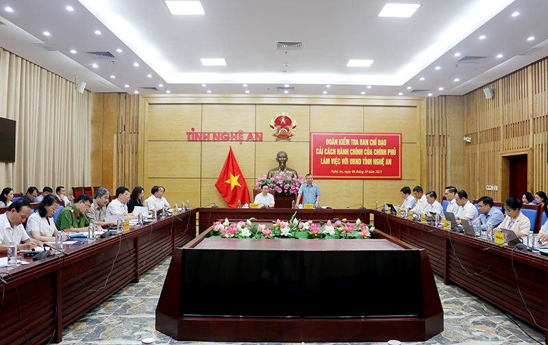 Đoàn kiểm tra Ban chỉ đạo CCHC của Chính phủ làm việc với UBND tỉnh Nghệ An