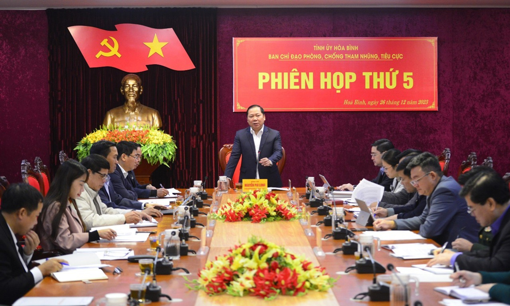 Quang cảnh Phiên họp