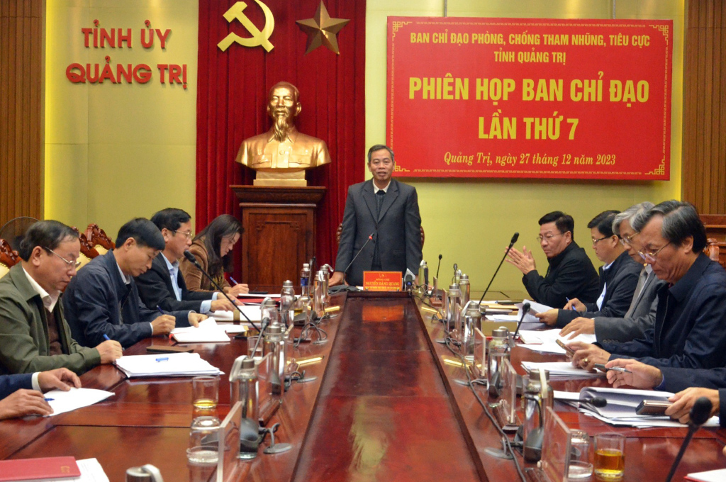 Toàn cảnh Phiên họp