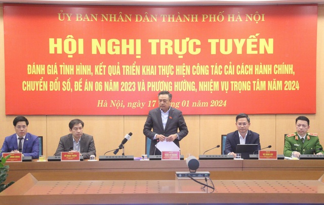  Hội nghị trực tuyến đánh giá tình hình, kết quả thực hiện cải cách hành chính, chuyển đổi số, Đề án 06 của thành phố Hà Nội năm 2023