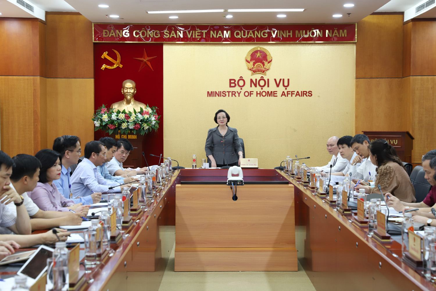 Một cuộc họp của Bộ Nội vụ