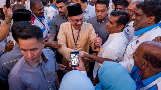 Thủ tướng Malaysia Anwar Ibrahim phủ nhận những lời chỉ trích cho rằng, ông đã lãng quên chương trình cải cách của mình. ẢNH: ANWAR IBRAHIM FACEBOOK/THE STRAITS TIMES
