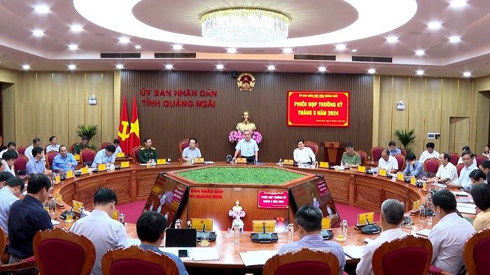 Quang cảnh UBND tỉnh họp phiên thường kỳ tháng 3/2024