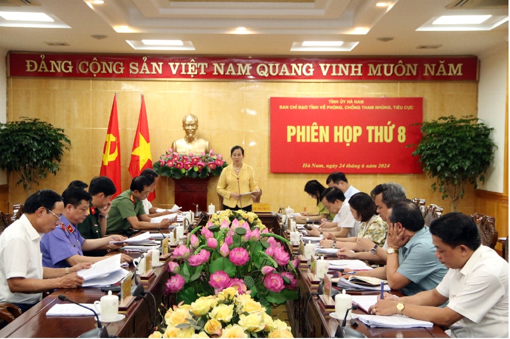 Quang cảnh Phiên họp