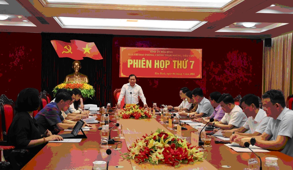 Quang cảnh Phiên họp