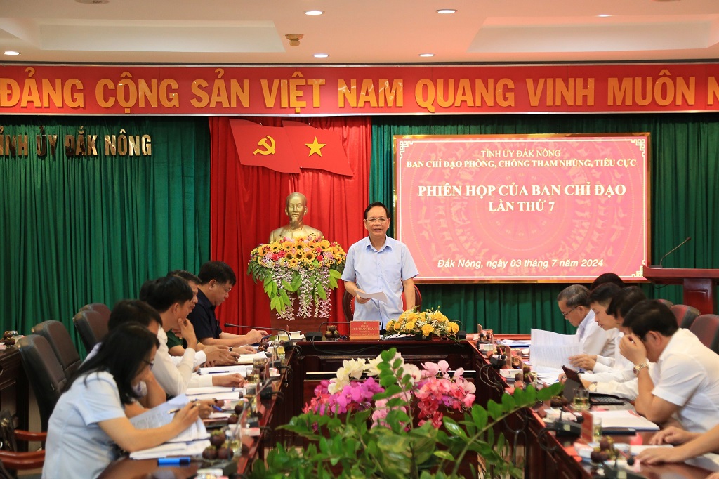 Toàn cảnh Phiên họp